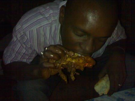 hooooooo la boufe mome j'adore(rire)